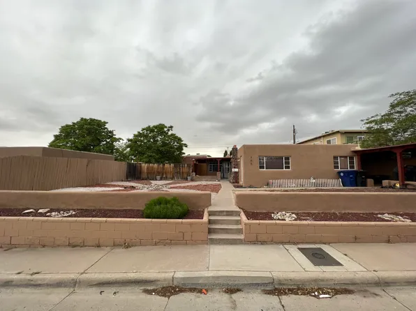305 57th St NW, Albuquerque, NM 87105