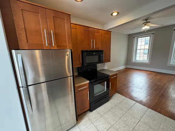 211 E King St #2, Lancaster, PA 17602