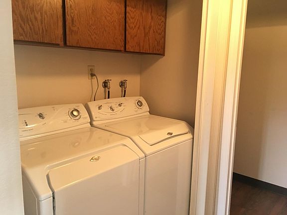 5th image of 193 Shelley Ave