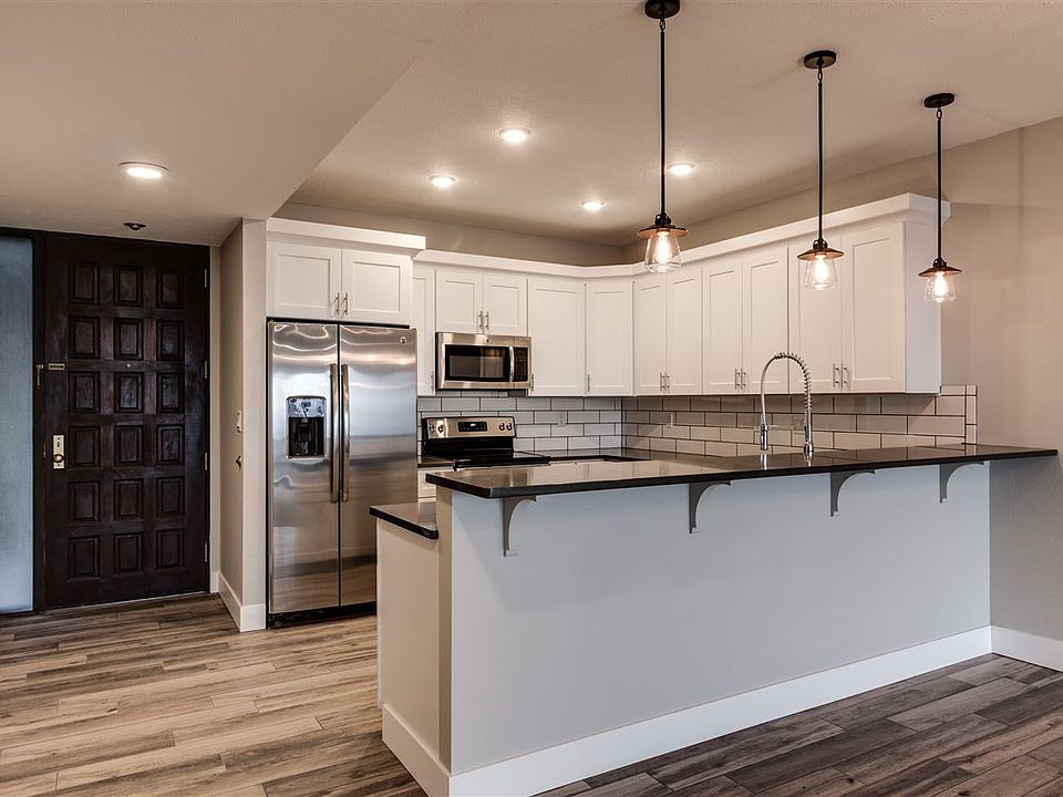 1st image of 700 W 7th Ave Unit 701