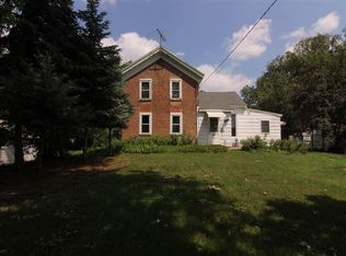 1233 Hammond Ave, Waterloo, IA 50702