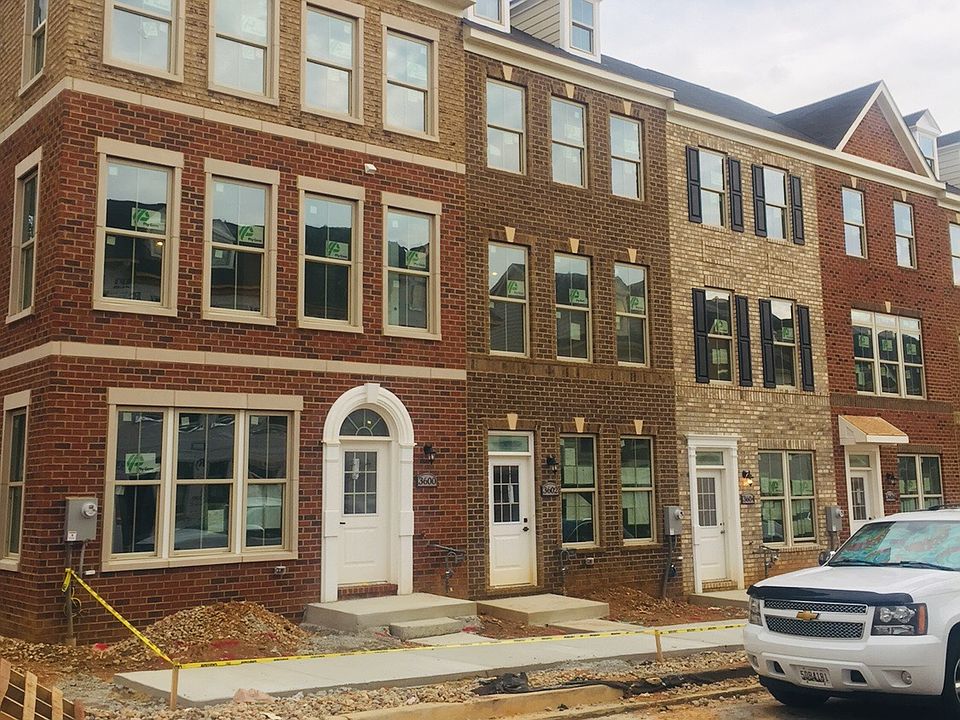 2nd image of 3602 Jamison St Ne