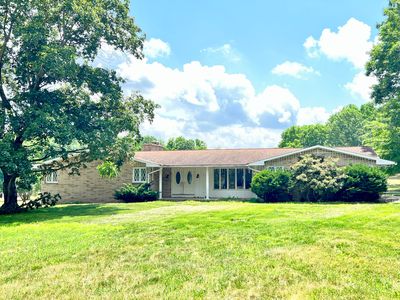 786 Indian Lakes Rd NW, Sparta, MI, 49345