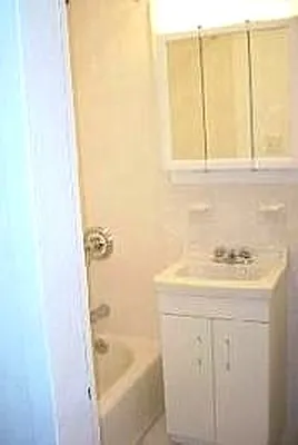 Rented by Corcoran | media 26