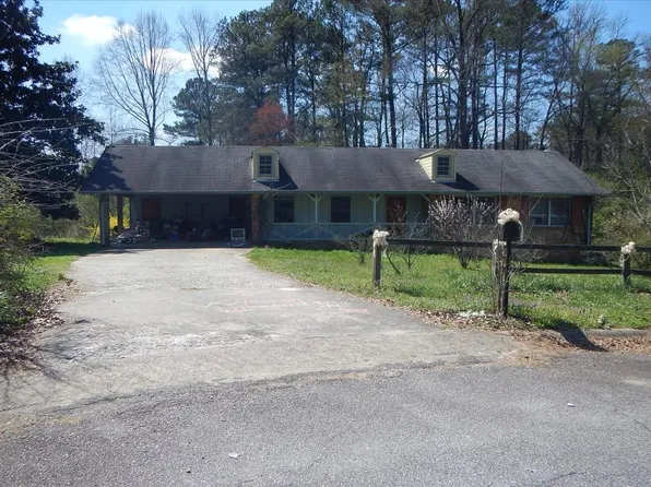453 Edwards Ct, Lawrenceville, GA 30044