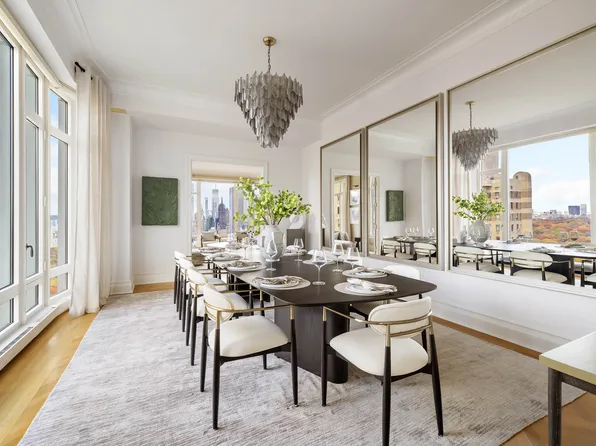 15 Central Park West image 11 of 29