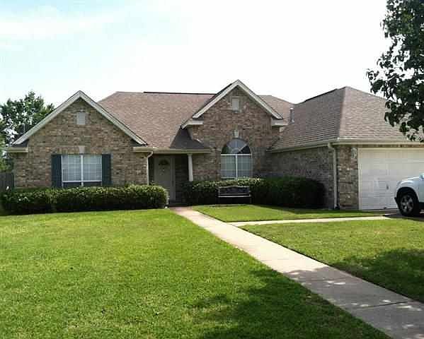 1st image of 7625 Rosewood Dr