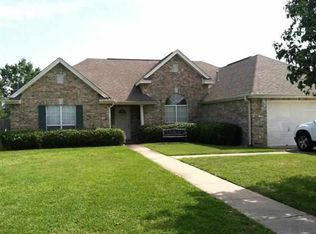 7625 Rosewood Dr, Lumberton, TX 77657