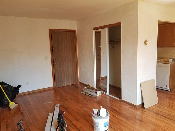 3rd image of 8216 W 31st St APT 5B