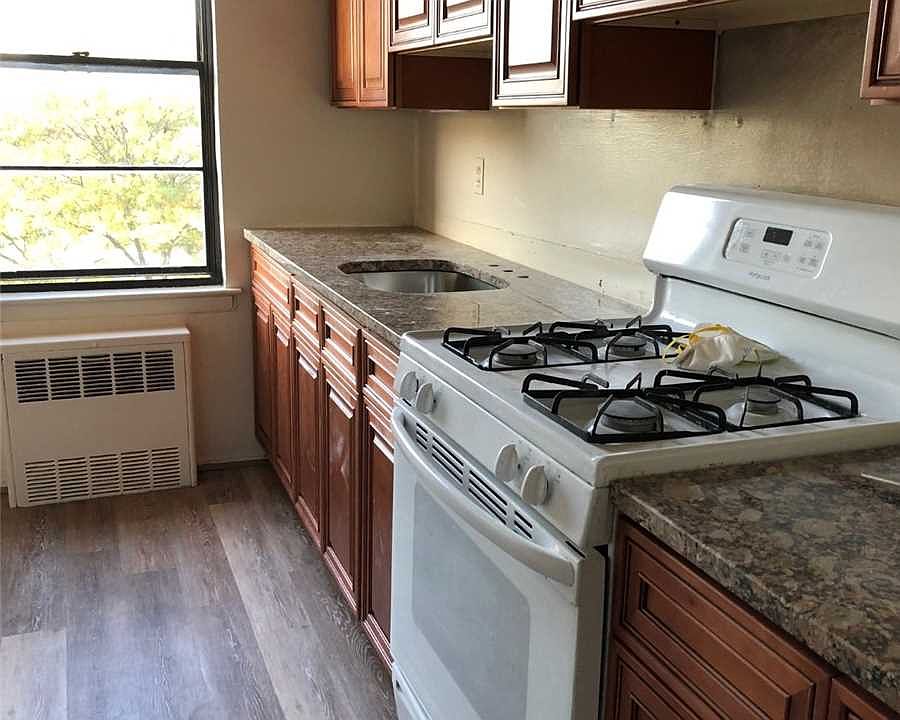1st image of 190 1st St APT 5J