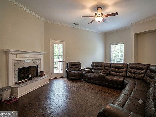 4th image of 158 Wexford Dr