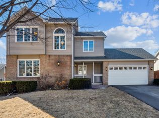 18889 Pennington Ave, Eden Prairie, MN 55346