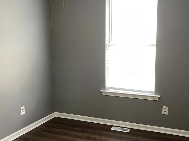 112 Harvard Dr — Photo 10