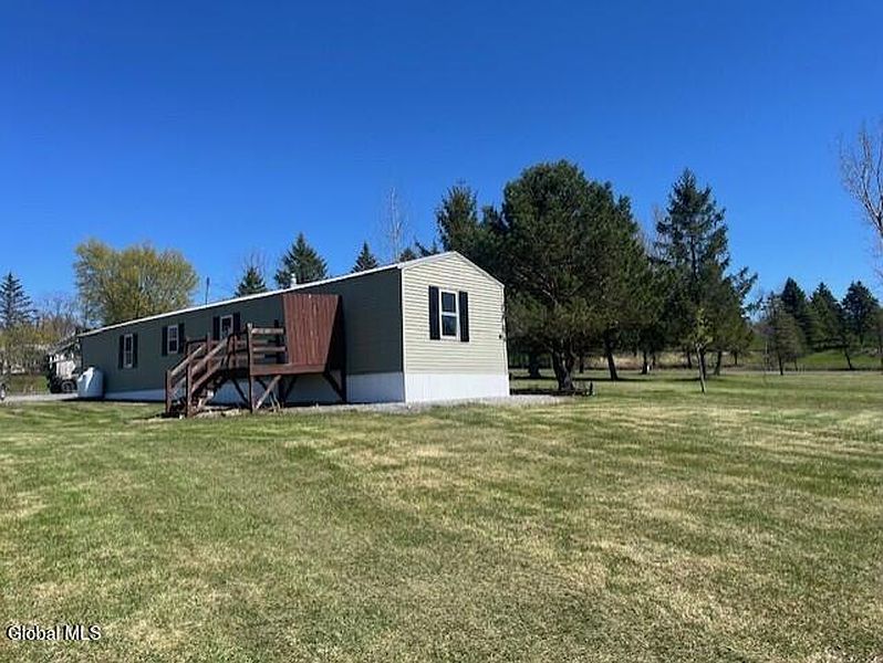 4th image of 465 Snyder Road