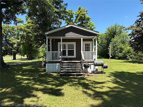 3rd image of 111889 S 4780th Rd