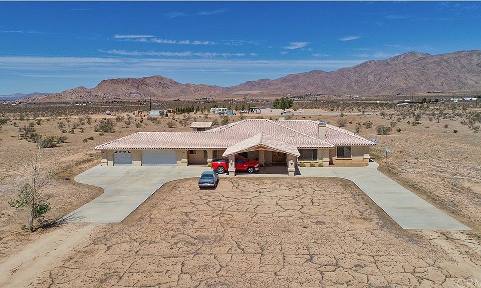 10950 Milpas Dr, Apple Valley, CA 92308 Zillow
