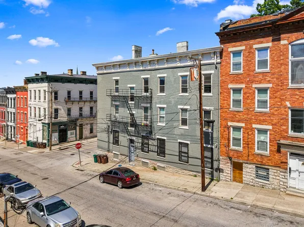 150 E Clifton Ave #4, Cincinnati, OH 45202
