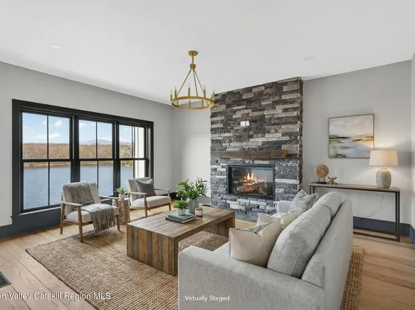 16 Icehouse Drive, Saugerties, NY 12477