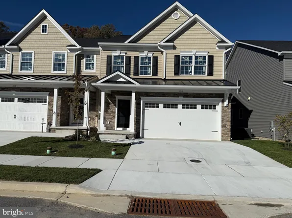 1712 Botanical Ct #22, Sykesville, MD 21784