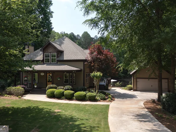 351 Live Oak Ln, Comer, GA 30629