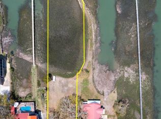 1212 Tabby Dr, Folly Beach, SC 29439