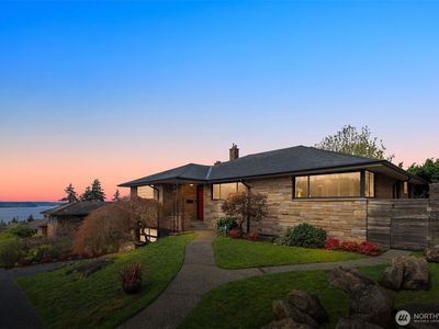 4020 SW Henderson Street, Seattle, WA, 98136