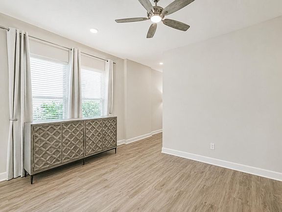 5th image of 15611 Rising Wren Ct