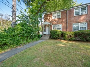 24 Saint Regis St #A1, East Hartford, CT 06108