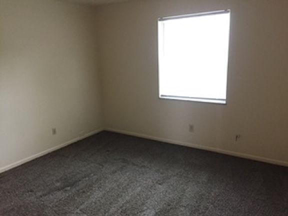 5th image of 25 Arlington Ave #3