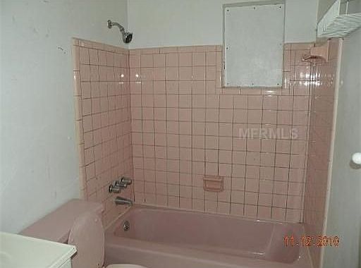 4th image of 2281 Hagen Ave
