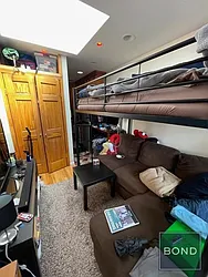 Rented by Bond New York