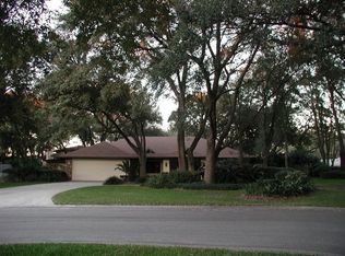 527 Garrard Dr, Temple Terrace, FL 33617