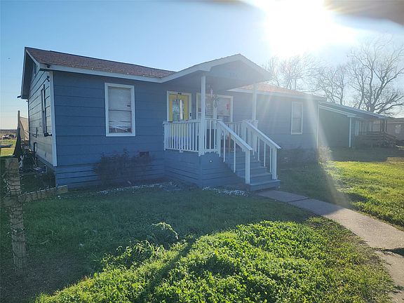 4th image of 42 Country Oaks St