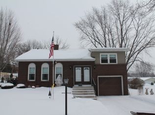600 13th Ave N, Onalaska, WI 54650