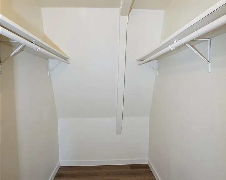 2615 Manhattan Ave — Photo 20