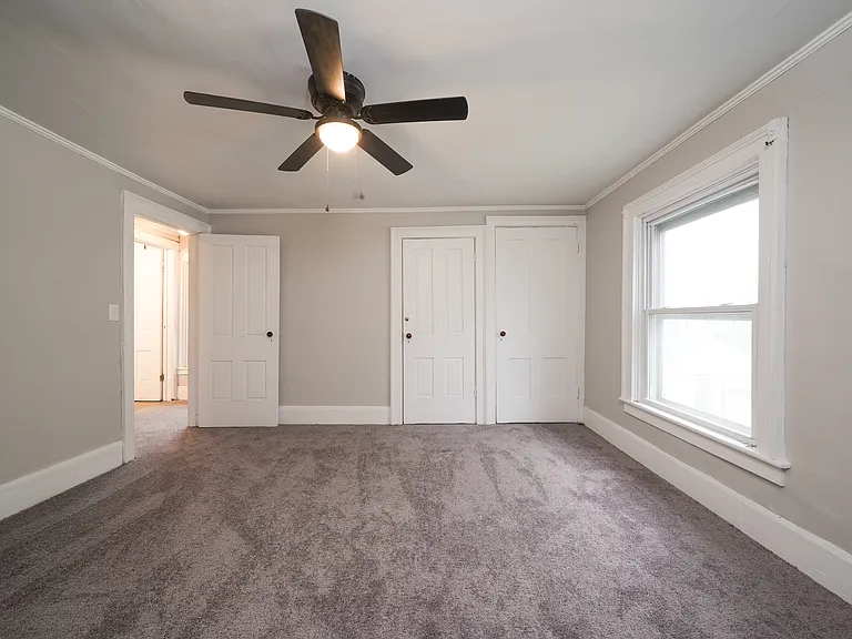 81 Madison St — Photo 12