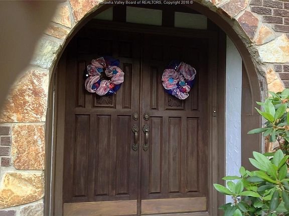 3rd image of 2120 Bellwood Dr