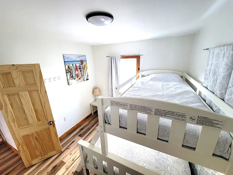 16 Riverview Ter #1 — Photo 7