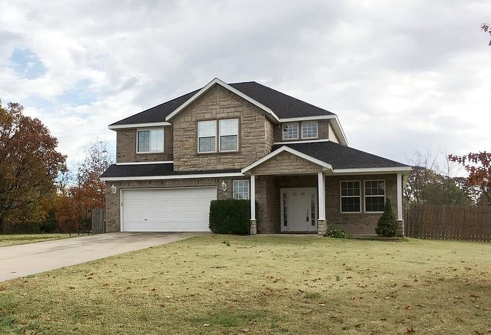 1st image of 37 Queensferry Cir