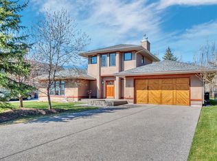 31 E Ranch Rd, Okotoks, AB T1S1W8
