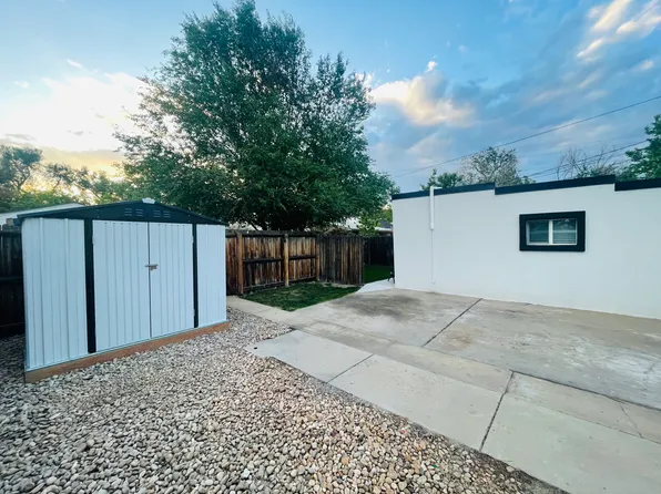 1066 1/2 Irving St, Denver, CO 80204