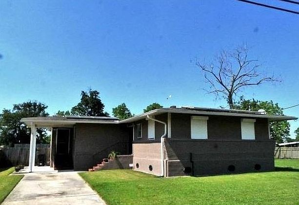 1st image of 4711 Pineda St