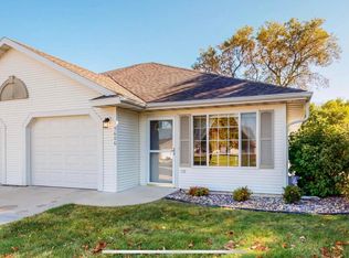 5606 White Oaks Ln NW, Rochester, MN 55901