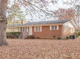 215 Forest Dr, Thomasville, NC 27360