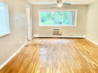 734 Dempster St APT #AG6, Mount Prospect, IL 60056