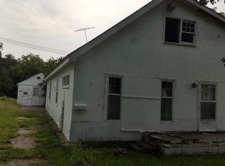 8641 Highland Ave, Kansas City, MO 64131