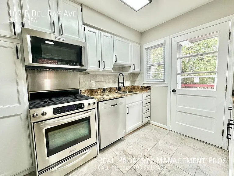 107 E Del Ray Ave — Photo 14