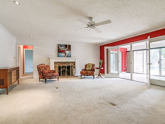 4th image of 5 Bryn Mawr Cir