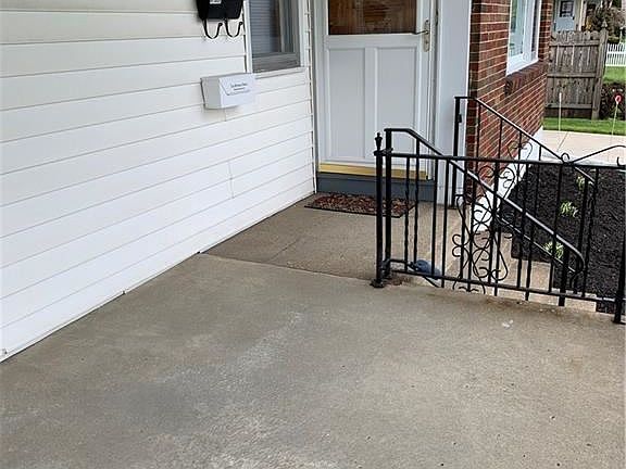 2nd image of 177 Hoover Ave