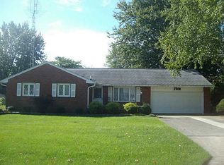 2908 Hillcrest Dr, Celina, OH 45822
